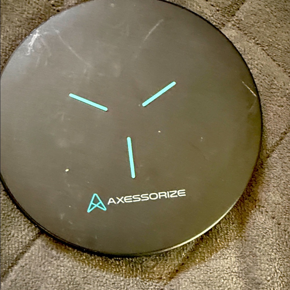 Black Wireless Charging Pad